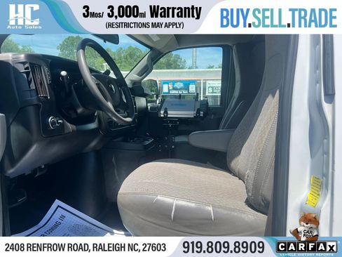 Used 2021 Chevrolet Express 2500 RWD image 14