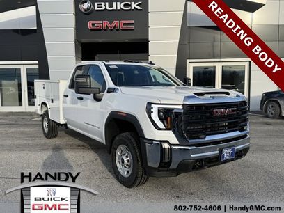 New 2025 GMC Sierra 2500 Pro w/ Convenience Package