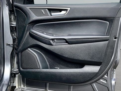 Certified 2022 Ford Edge SEL w/ Convenience Package image 24