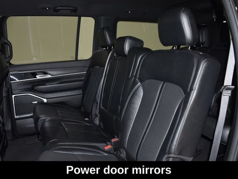 Used 2024 Jeep Wagoneer L Series II w/ Flexible Seating Group AWD/4WD image 26