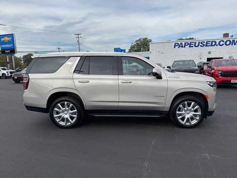 Used 2023 Chevrolet Tahoe High Country image 2