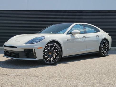 Certified 2026 Porsche Panamera 4 AWD/4WD image 1