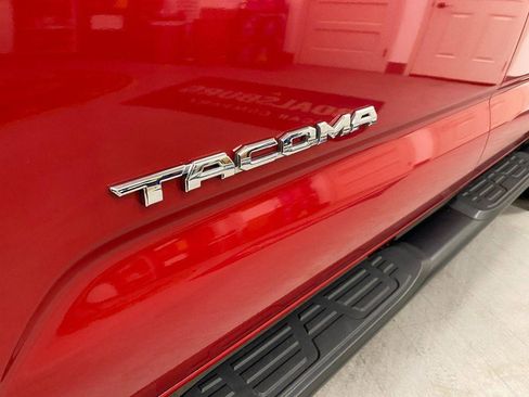 Used 2019 Toyota Tacoma SR5 image 25