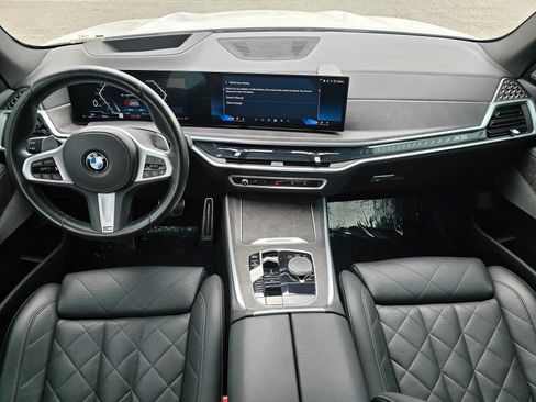 Used 2025 BMW X5 xDrive40i AWD/4WD image 19