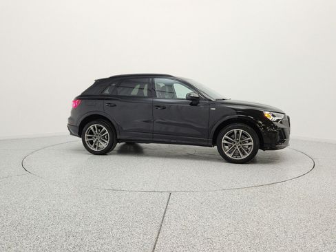 Used 2025 Audi Q3 2.0T Premium w/ Convenience Package AWD/4WD image 4