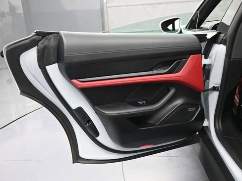 Certified 2024 Porsche Taycan image 22