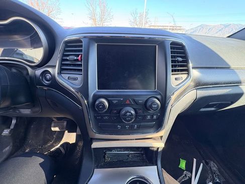 Used 2015 Jeep Grand Cherokee Limited image 15