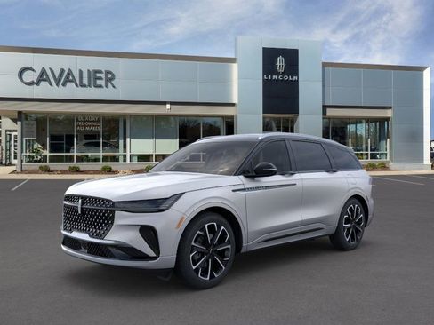 New 2025 Lincoln Nautilus Reserve image 1