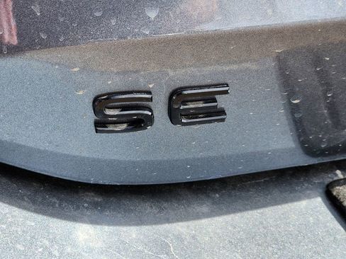 New 2026 Volkswagen Tiguan SE R-Line AWD/4WD image 13