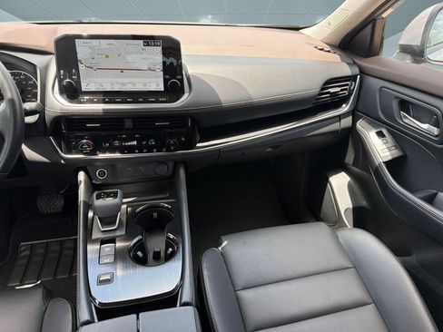 Used 2023 Nissan Rogue SL w/ SL Premium Package FWD image 30