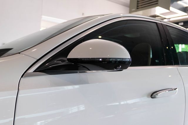 New 2026 Mercedes-Benz E 350 4MATIC Sedan image 10