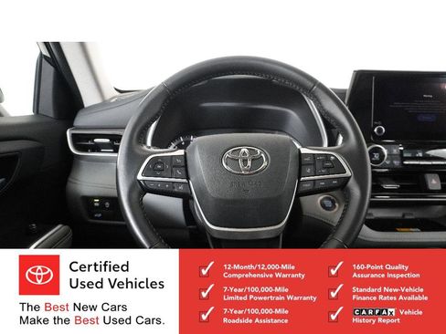 Certified 2024 Toyota Highlander XLE AWD/4WD image 17