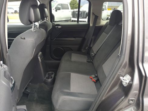 Used 2014 Jeep Patriot Latitude w/ All Weather Capability Group image 18