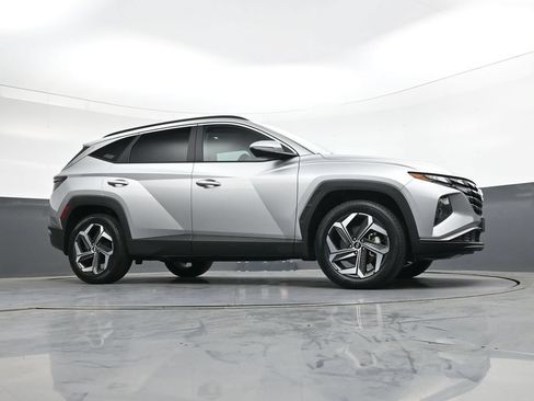 Used 2023 Hyundai Tucson SEL w/ Convenience Package AWD/4WD image 32