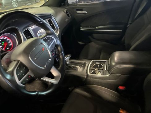 Used 2018 Dodge Charger GT AWD/4WD image 29