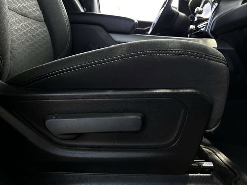 Used 2025 RAM 1500 Big Horn AWD/4WD image 31