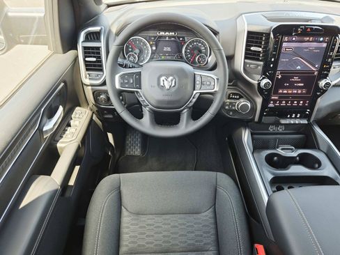 New 2026 RAM 1500 Big Horn AWD/4WD image 12