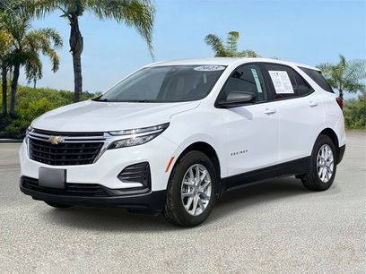 Used 2023 Chevrolet Equinox LS w/ LS Convenience Package
