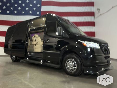 Used 2019 Mercedes-Benz Sprinter 170 Cargo image 39