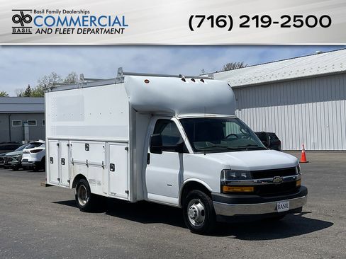 Used 2021 Chevrolet Express 3500 w/ Power Convenience Package RWD image 1