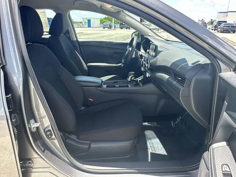 Used 2025 Nissan Sentra S FWD image 29