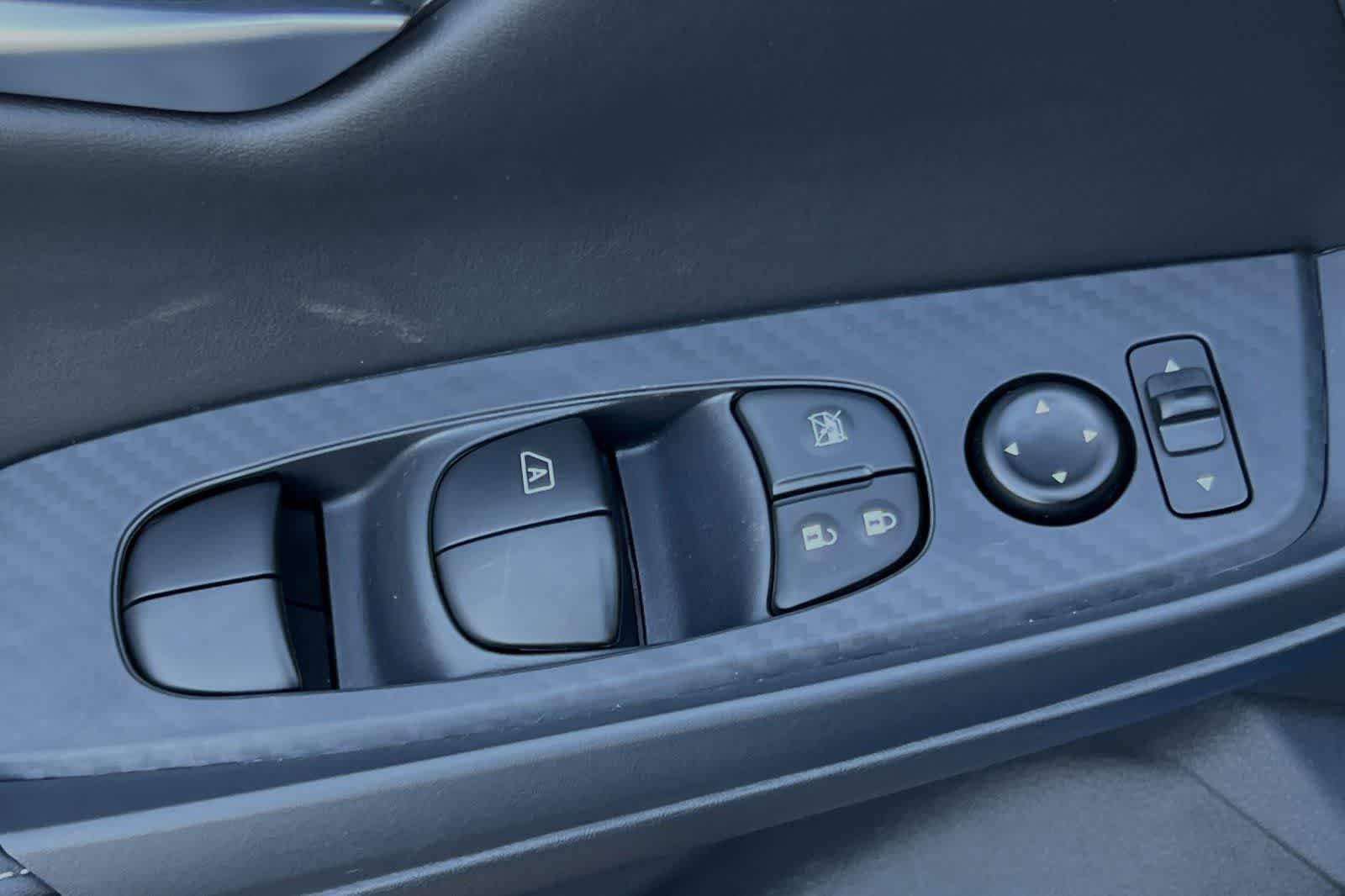 Certified 2025 Nissan Sentra SV FWD image 14