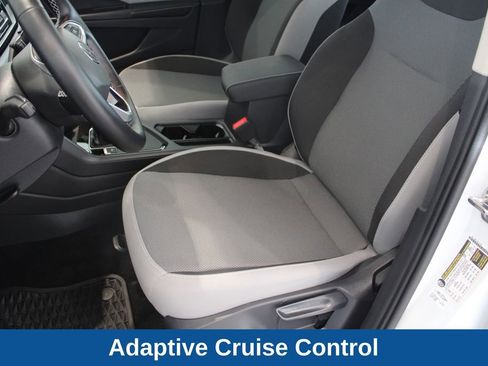 Used 2024 Volkswagen Taos S FWD image 11