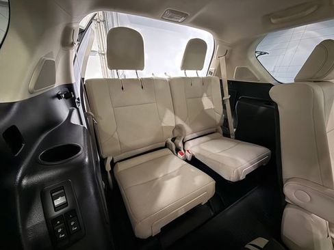 Used 2022 Lexus GX 460 Premium image 14