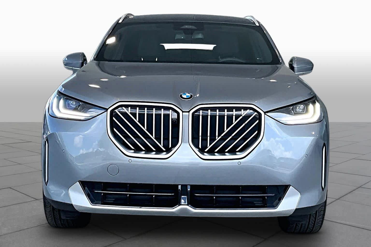 Used 2026 BMW X3 xDrive30i AWD/4WD image 3