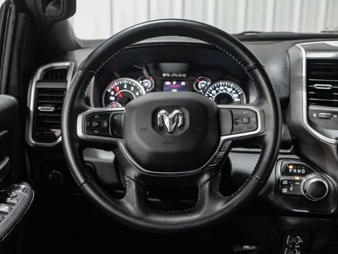 Used 2024 RAM 2500 Big Horn w/ Sport Appearance Package image 16