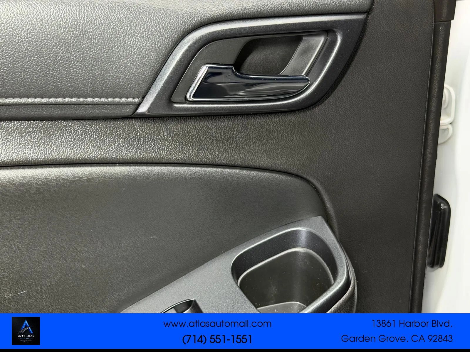 Used 2016 Chevrolet Suburban LS RWD image 20