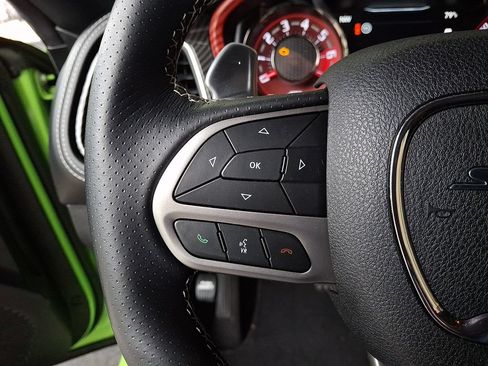 Used 2023 Dodge Challenger SRT Hellcat w/ Driver Convenience Group RWD image 21