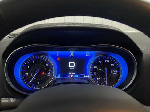 Used 2022 Chrysler 300 Touring AWD/4WD image 23