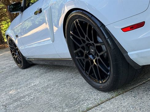 Used 2014 Ford Mustang GT Premium w/ GT Track Package RWD image 25