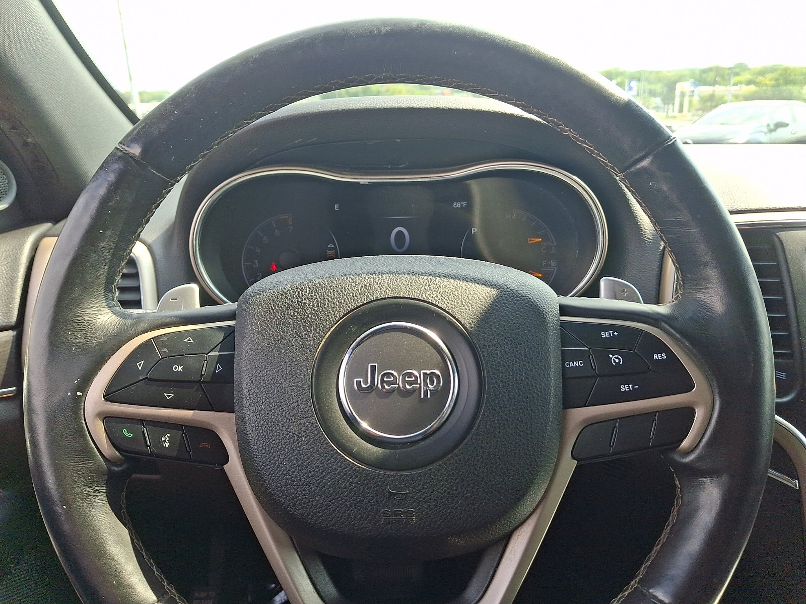 Used 2017 Jeep Grand Cherokee Limited AWD/4WD image 18