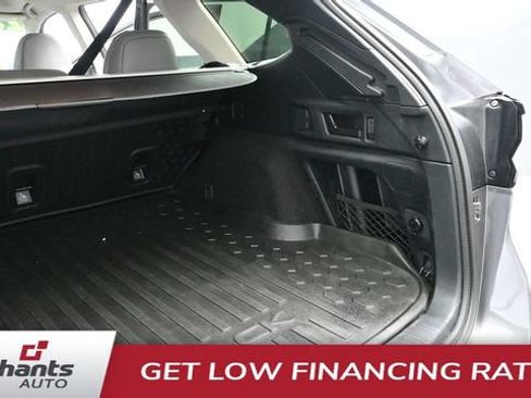 Used 2022 Subaru Outback Limited AWD/4WD image 19