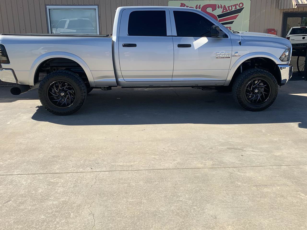 Used 2018 RAM 2500 Tradesman w/ Chrome Appearance Group AWD/4WD image 6