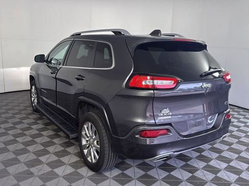 Used 2018 Jeep Cherokee Overland w/ Heavy Duty Protection Group image 6