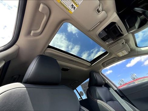 New 2025 Subaru Crosstrek 2.5i Limited w/ Crosstrek Mirror Package image 25