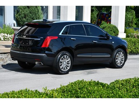 Used 2019 Cadillac XT5 Luxury FWD image 4