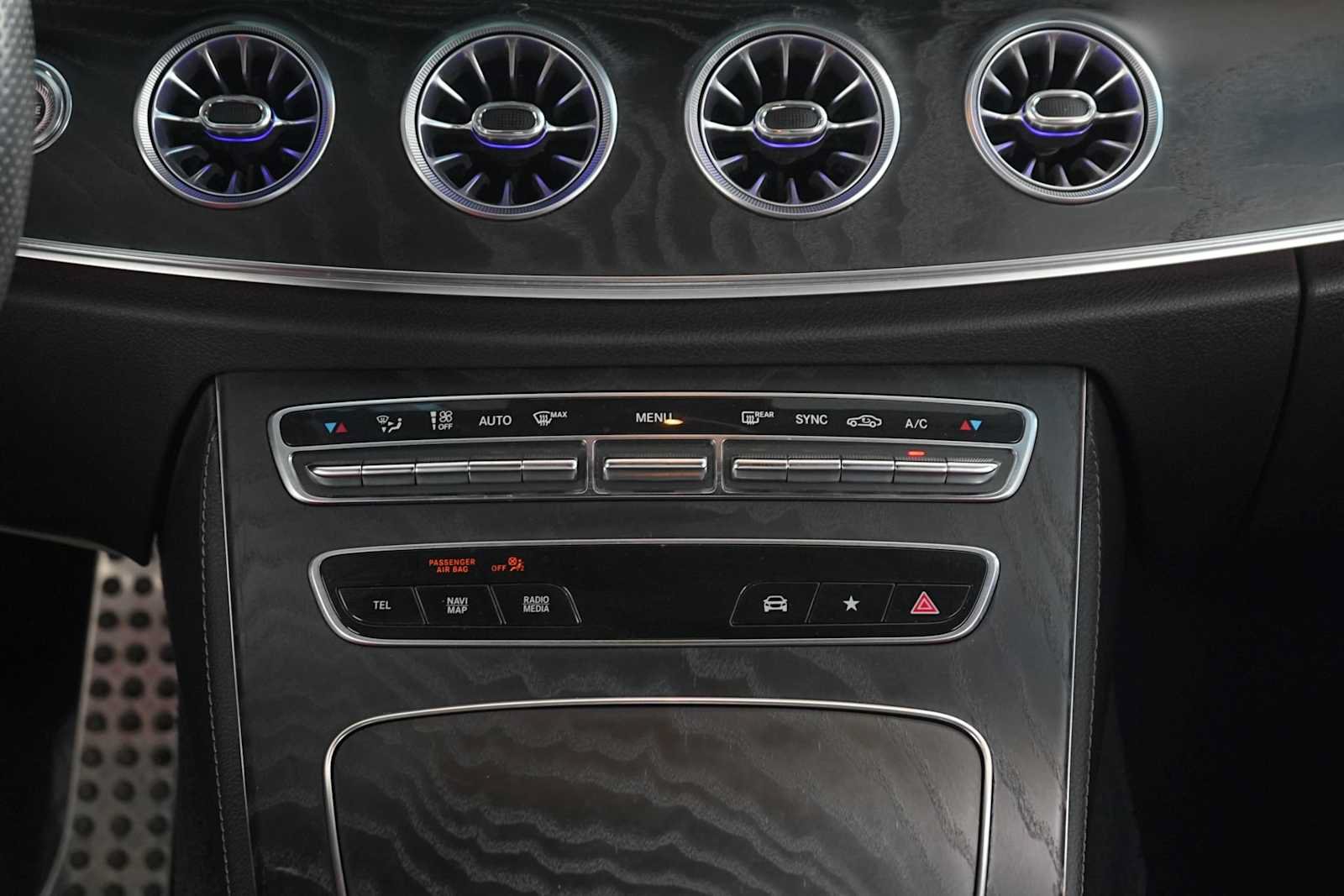 Used 2021 Mercedes-Benz E 450 Cabriolet image 20