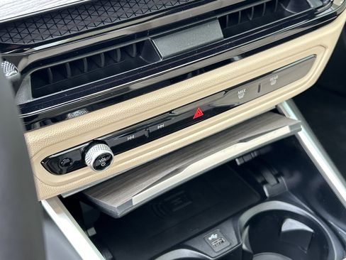 New 2026 BMW 330i Sedan w/ Premium Package image 21