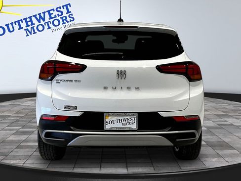 Used 2024 Buick Encore GX Preferred AWD/4WD image 6