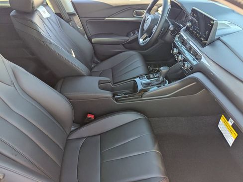 New 2026 Acura Integra image 13