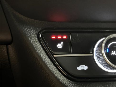 New 2026 Honda HR-V EX-L image 17