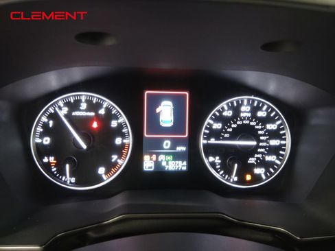 Used 2022 Subaru Outback Limited image 16