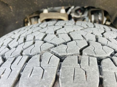 Used 2024 GMC Sierra 2500 Pro w/ Convenience Package image 36