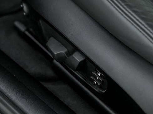 Used 2013 BMW M3 Coupe image 25