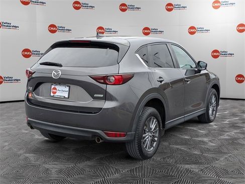 Used 2017 MAZDA CX-5 Touring w/ Preferred Equipment Package image 5