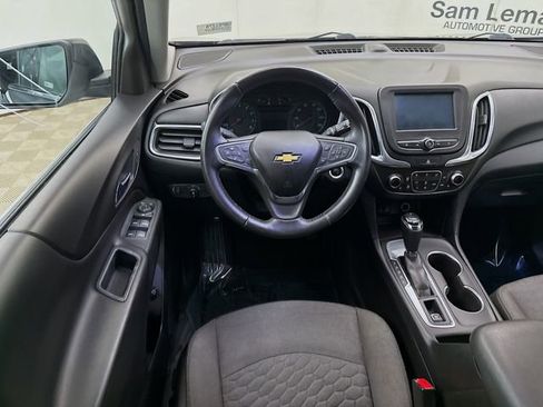 Used 2018 Chevrolet Equinox LT image 23